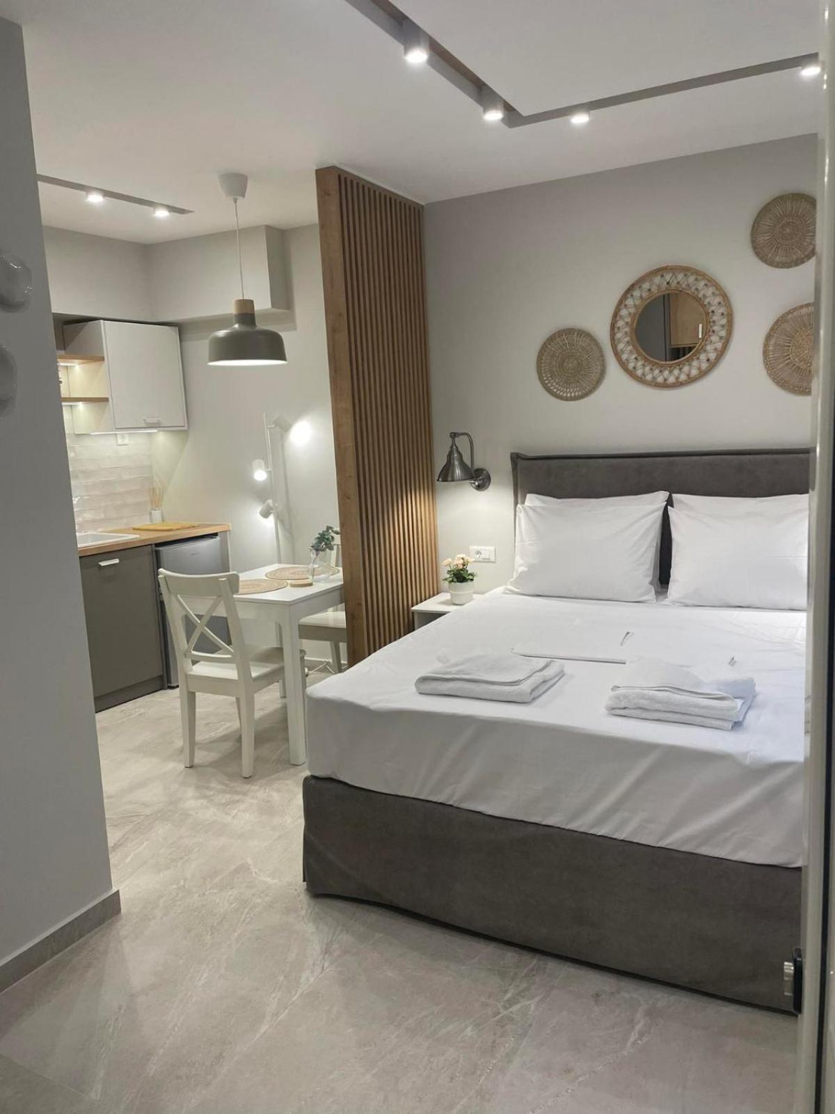 Armonia Small Luxury Apartments Ierápetra Værelse billede