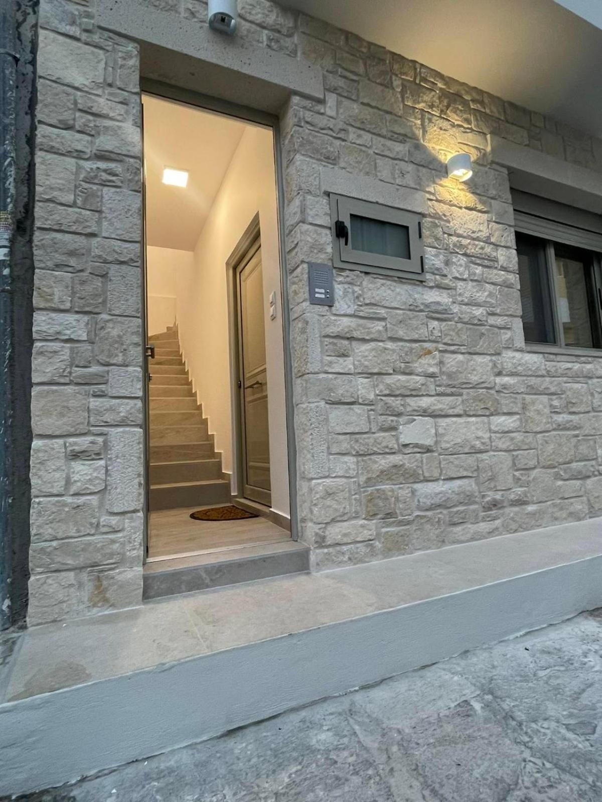 Armonia Small Luxury Apartments Ierápetra Værelse billede