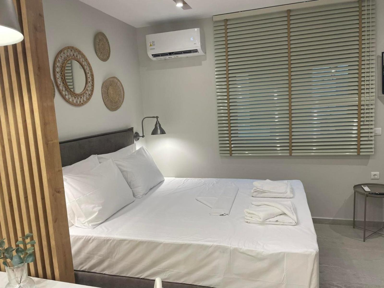 Armonia Small Luxury Apartments Ierápetra Værelse billede